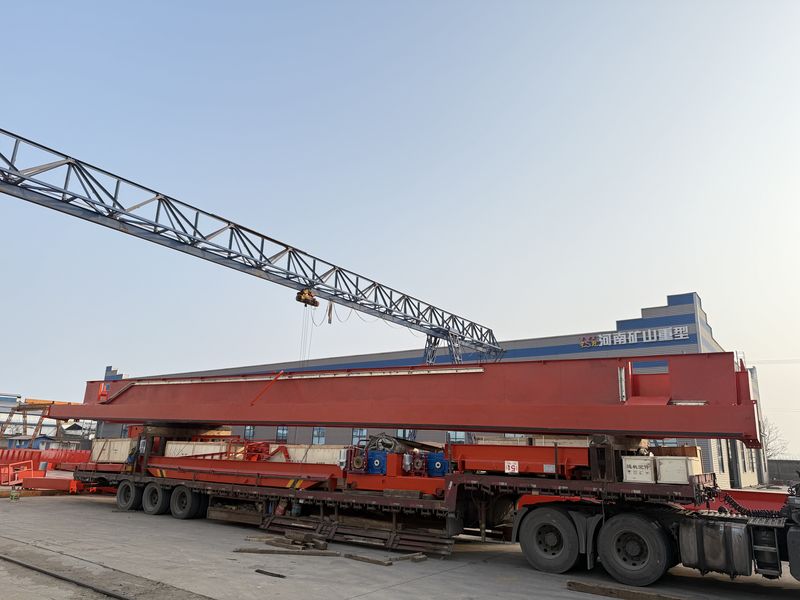 歐式雙梁QDX25/5T-22.5M、電動(dòng)單梁、電動(dòng)葫蘆整車發(fā)貨